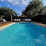 12 Personnes Proche Oecan, 10 Velos Et 4 Surf Fournis, Entierement Climatisee Villa *