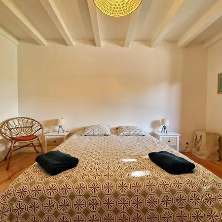 12 Personnes Proche Oecan, 10 Velos Et 4 Surf Fournis, Entierement Climatisee Villa *