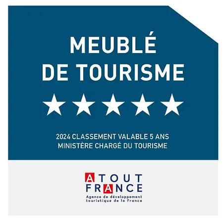 12 Personnes Proche Oecan, 10 Velos Et 4 Surf Fournis, Entierement Climatisee Villa *